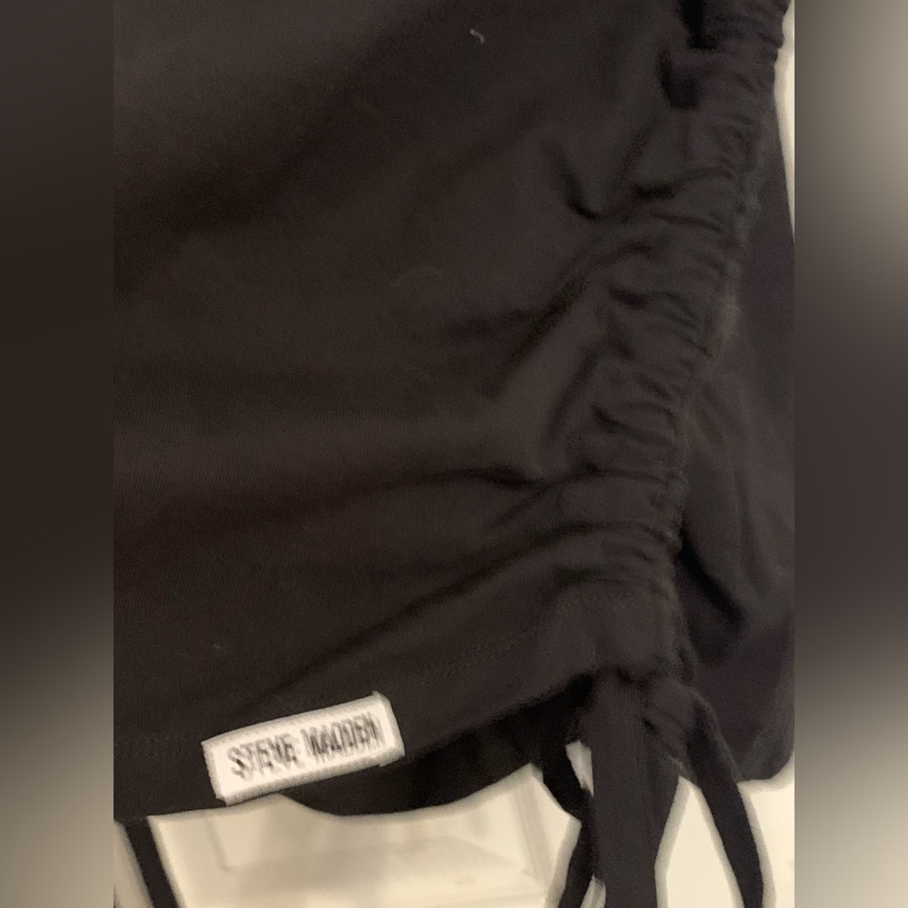 Steve Madden Black Ruched Women's Top Large - Picture 4 of 5